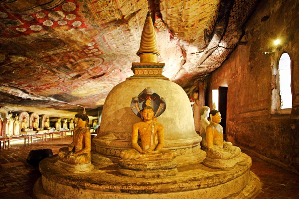 Dambulla Cave Temple Statues