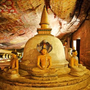 Dambulla Cave Temple Statues