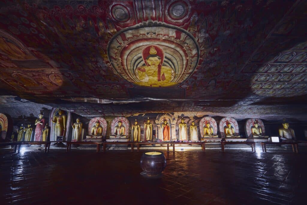 Dambulla cave temple